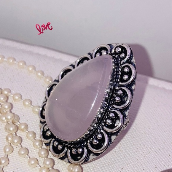 Rose Quartz Gemstone Handmade Halo Ring - Picture 10 of 10